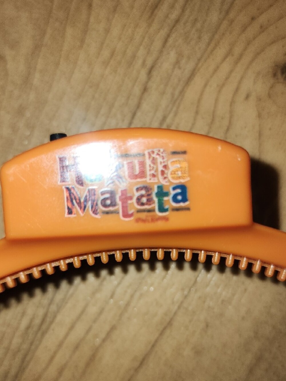 Disney Orange Lion King Hakuna Matata Light Up Headband - Picture 2 of 10